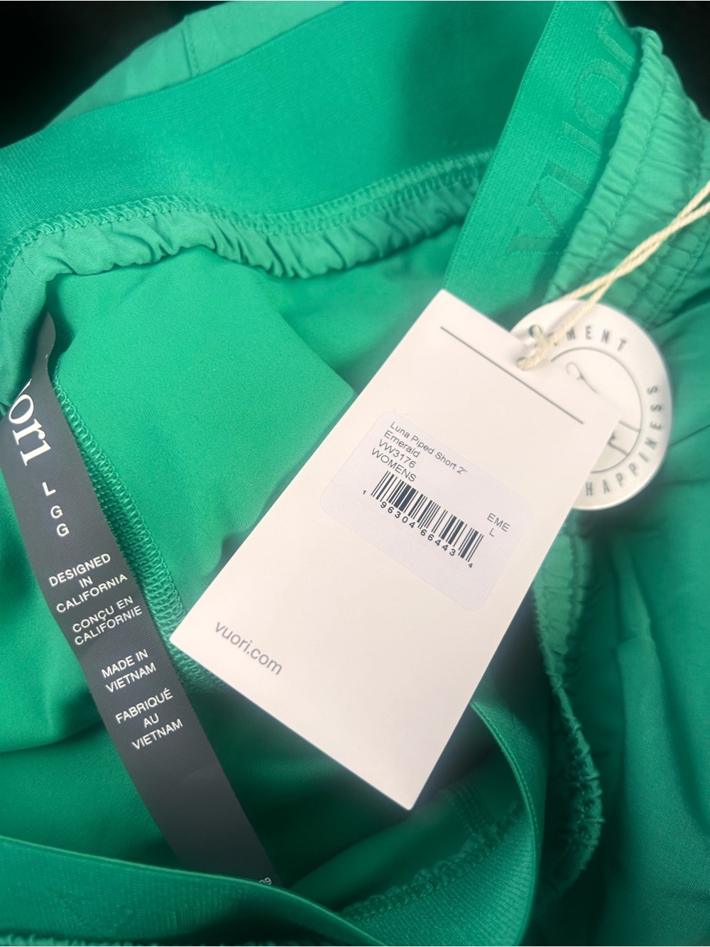 Vuori- Luna Piped Short- running shorts in Emerald. new with tags womens large - Picture 4 of 6
